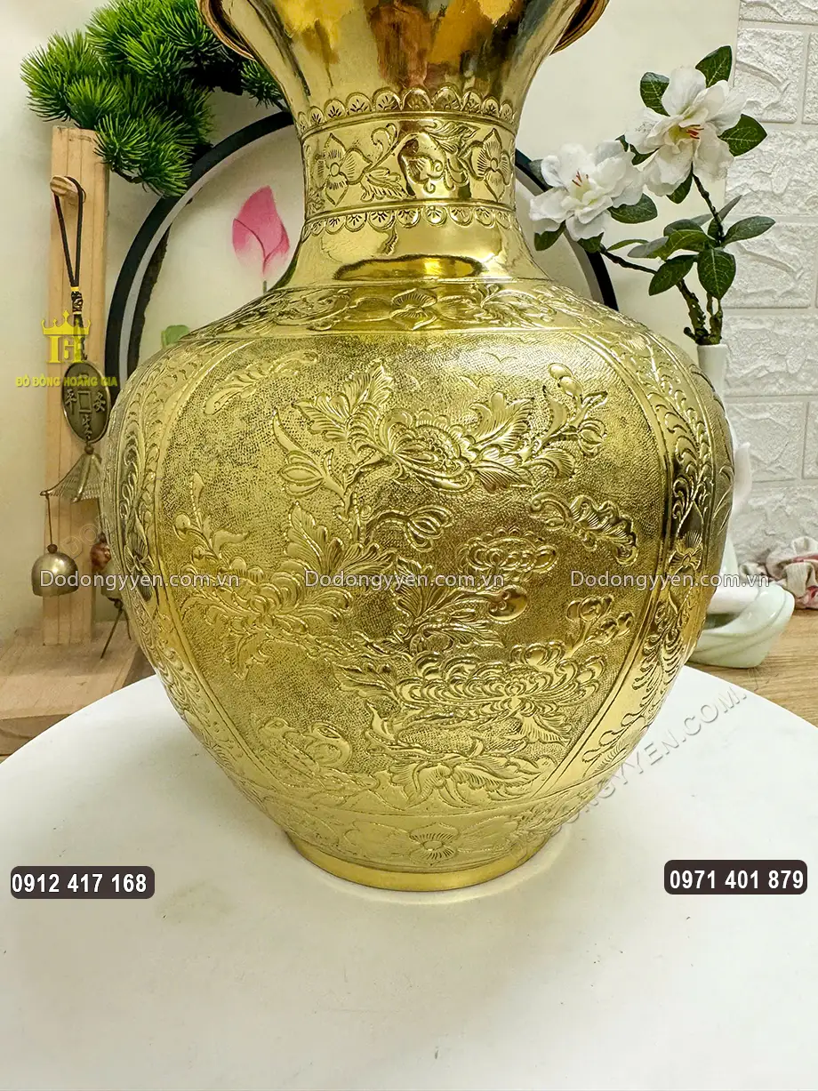 Hình ảnh hoa cúc được chế tác tỉ mỉ và sinh động